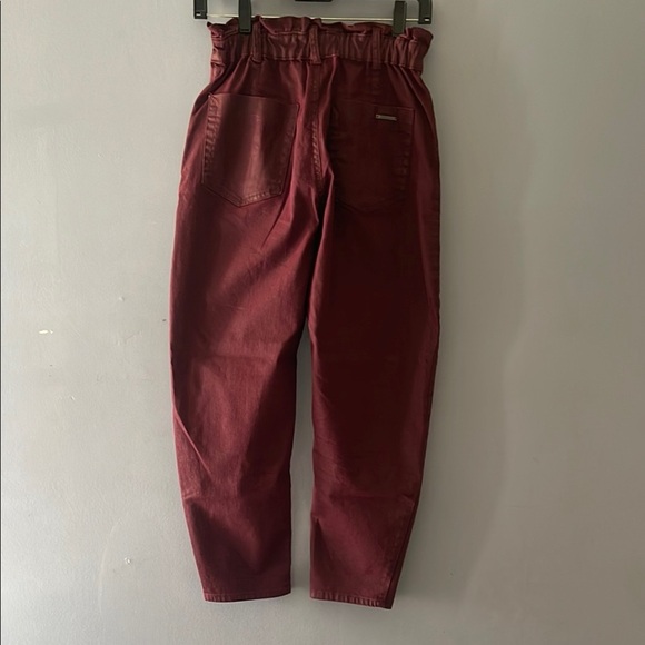 Zara women’s High Rise Burgundy Jeans Size 2 elastic at the waist - Picture 2 of 14